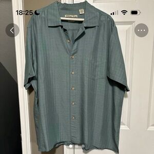 Relaxed Fit Short-Sleeve Shirt in Teal Green - Batick Bay